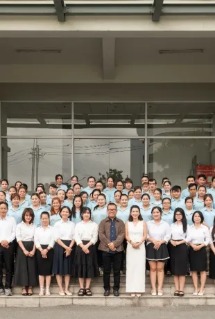 Nhân sự